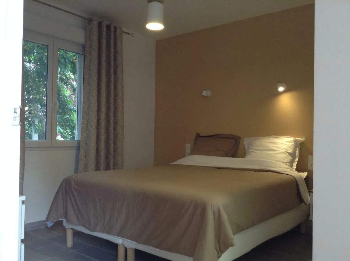 Villa Hortensia Carpentras 0*,